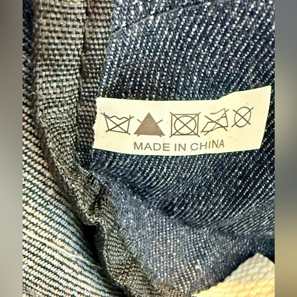 PRIVATE PARTY~Gym & Juice Denim Weekender Duffel~Workout/Gym /Yoga /Bag NEW - Picture 7 of 7